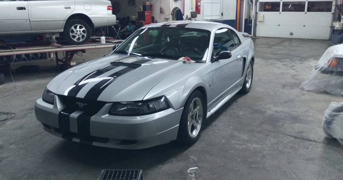 A & M Autobody repair shop photo 2