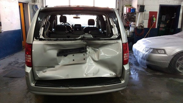 Chrysler Town & Country auto repair